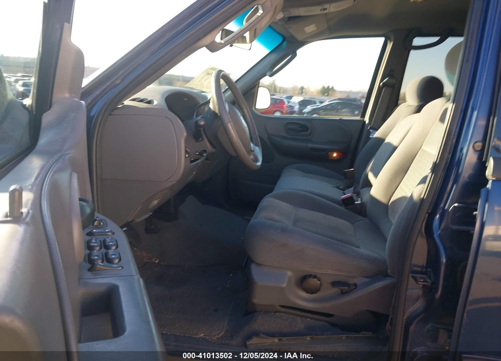 2003 FORD F-150 LARIAT/XLT VIN: 1FTRW08693KA36647