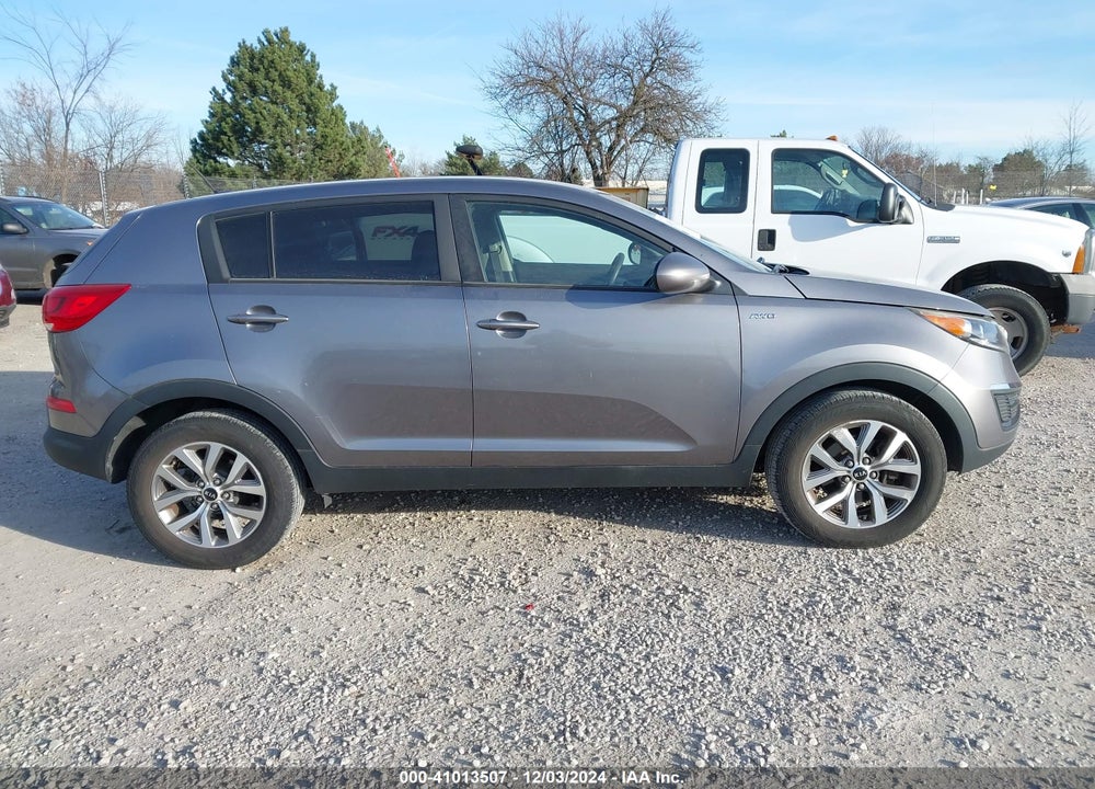 2015 KIA SPORTAGE LX VIN: KNDPBCAC7F7713223