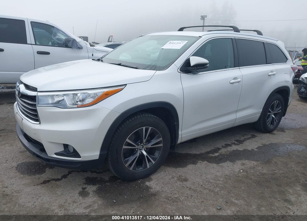 2016 TOYOTA HIGHLANDER XLE V6 VIN: 5TDJKRFH7GS303929