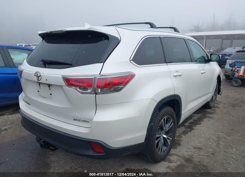 2016 TOYOTA HIGHLANDER XLE V6 VIN: 5TDJKRFH7GS303929