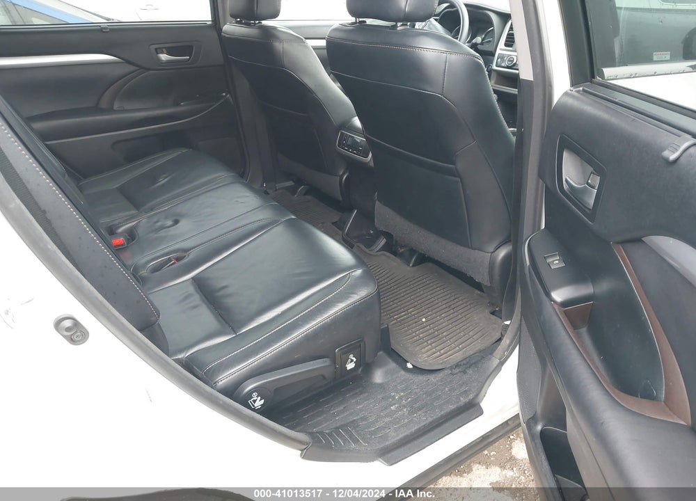 2016 TOYOTA HIGHLANDER XLE V6 VIN: 5TDJKRFH7GS303929