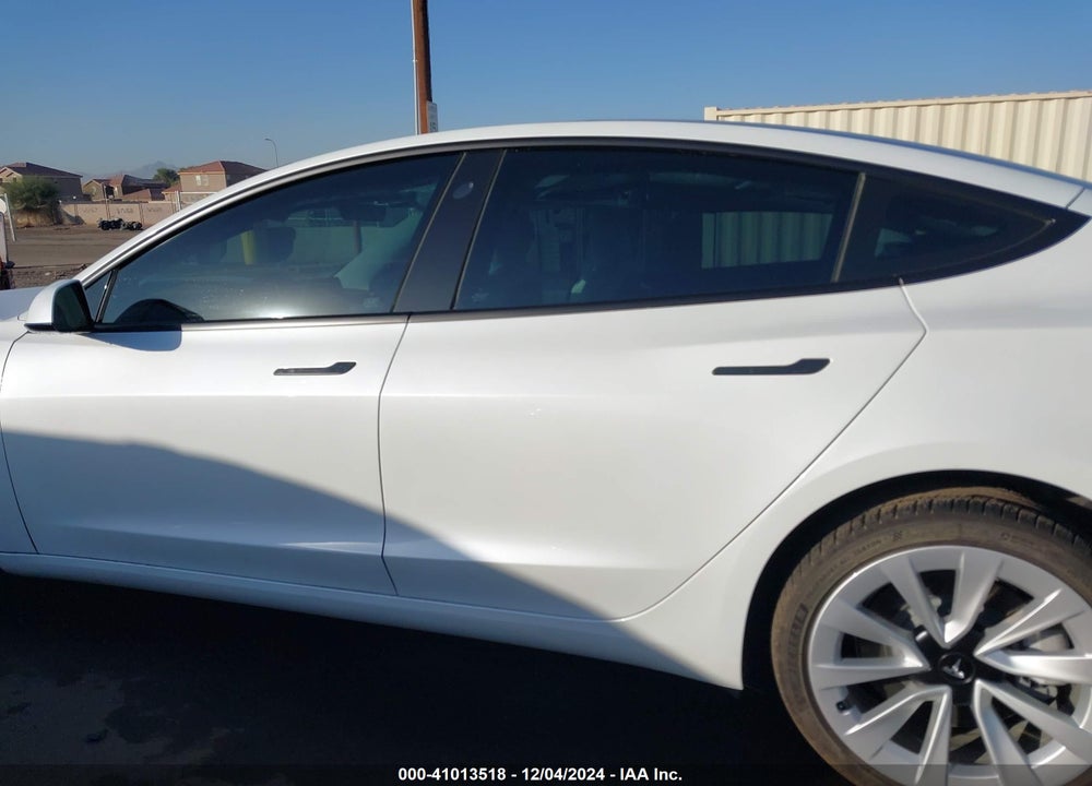 2022 TESLA MODEL 3 LONG RANGE DUAL MOTOR ALL-WHEEL DRIVE VIN: 5YJ3E1EB3NF136615