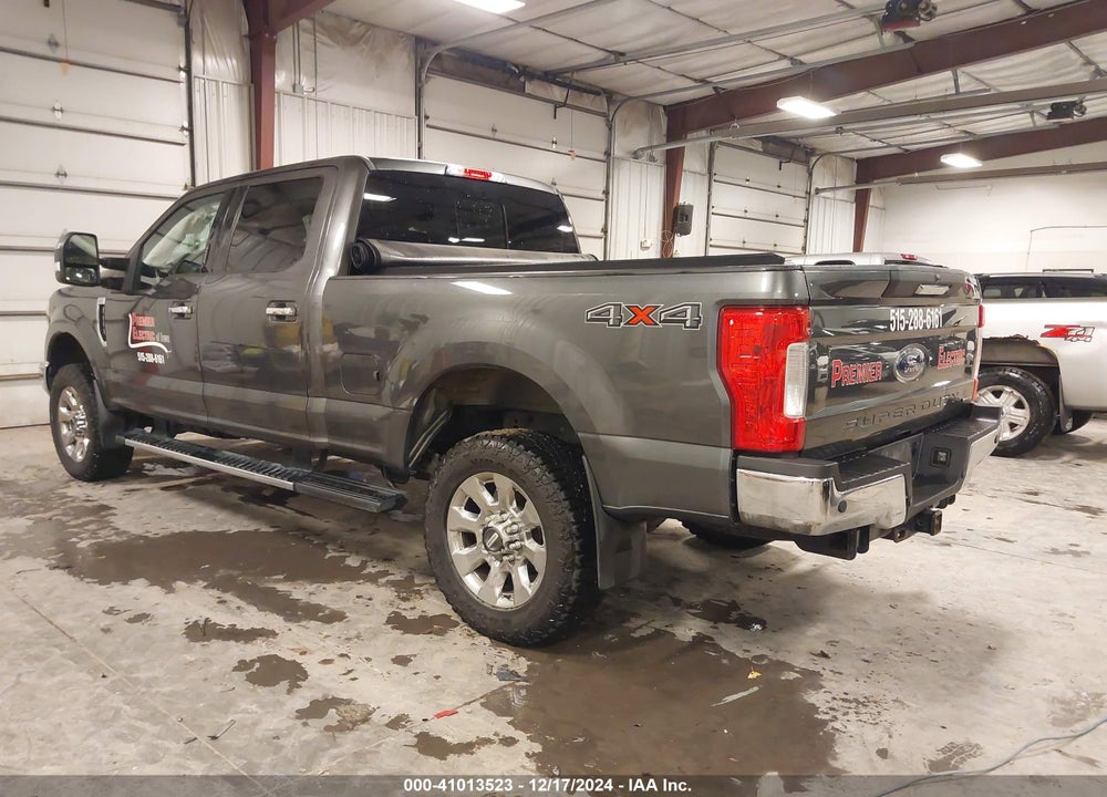 2017 FORD F-250 VIN: 1FT7W2B67HEB84555