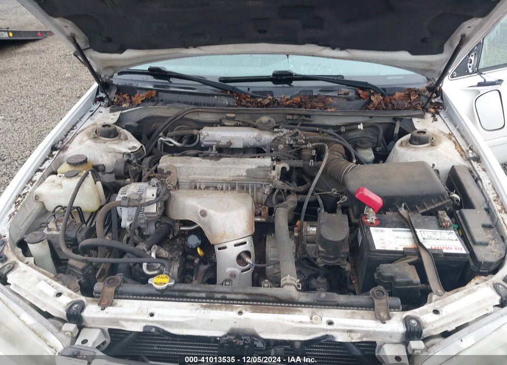 2001 TOYOTA CAMRY LE VIN: 4T1BG22K11U859618