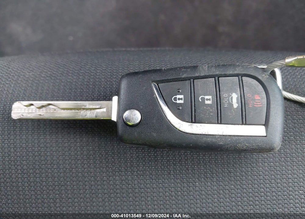 2024 TOYOTA COROLLA LE VIN: 5YFB4MDE6RP109091