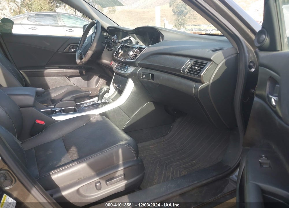 2013 HONDA ACCORD EX-L VIN: 1HGCR2F86DA038782