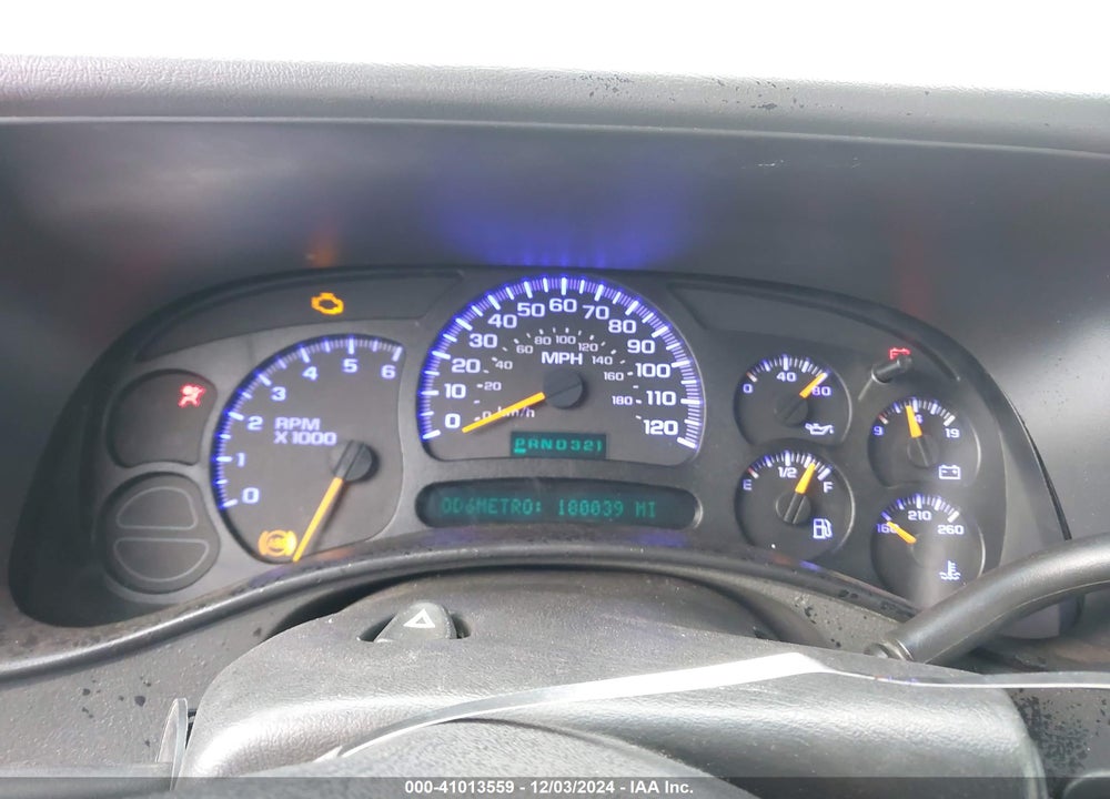 2004 CHEVROLET SILVERADO 1500 LS VIN: 2GCEC19V541302427
