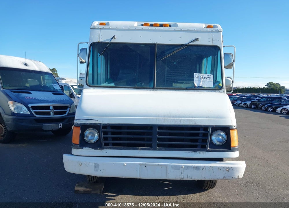 1994 GMC FORWARD CONTROL CHASSIS P3500 VIN: 1GDHP32K2R3501610
