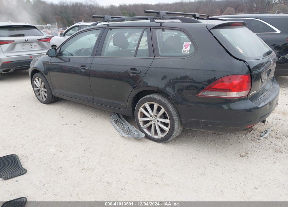 2014 VOLKSWAGEN JETTA SPORTWAGEN 2.5L S VIN: 3VWKP7AJ0EM606744