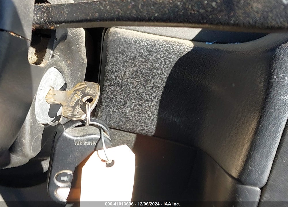 1999 NISSAN SENTRA GXE/XE VIN: 1N4AB41D7XC708638