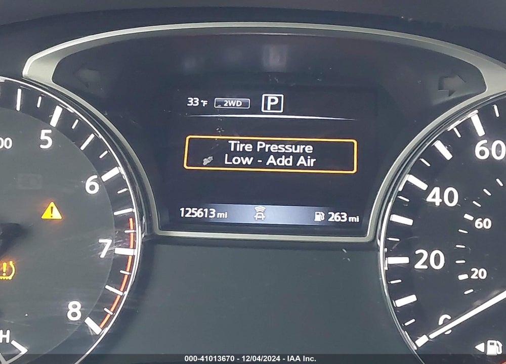 2018 NISSAN PATHFINDER S VIN: 5N1DR2MM8JC647614