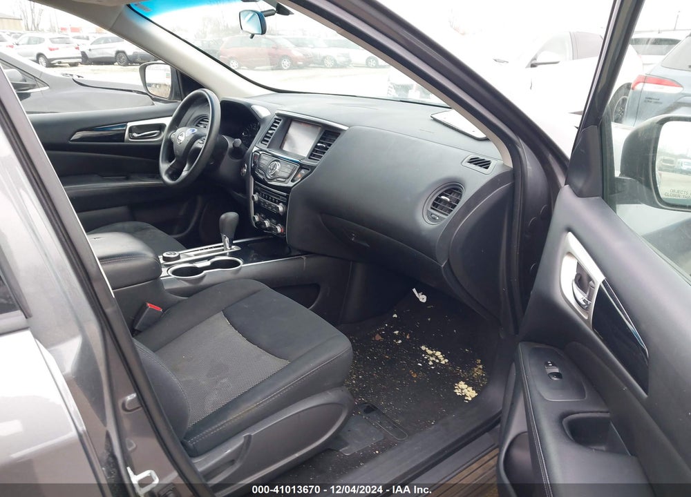 2018 NISSAN PATHFINDER S VIN: 5N1DR2MM8JC647614