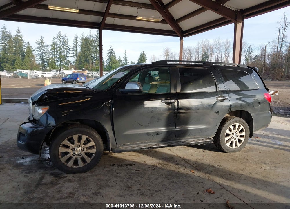 2011 TOYOTA SEQUOIA PLATINUM 5.7L V8 VIN: 5TDDY5G17BS041554