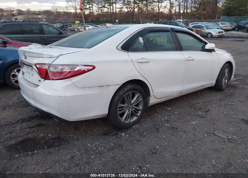 2015 TOYOTA CAMRY SE VIN: 4T1BF1FK7FU921182
