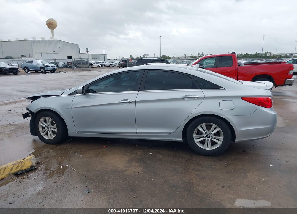 2011 HYUNDAI SONATA GLS VIN: 5NPEB4AC1BH243712
