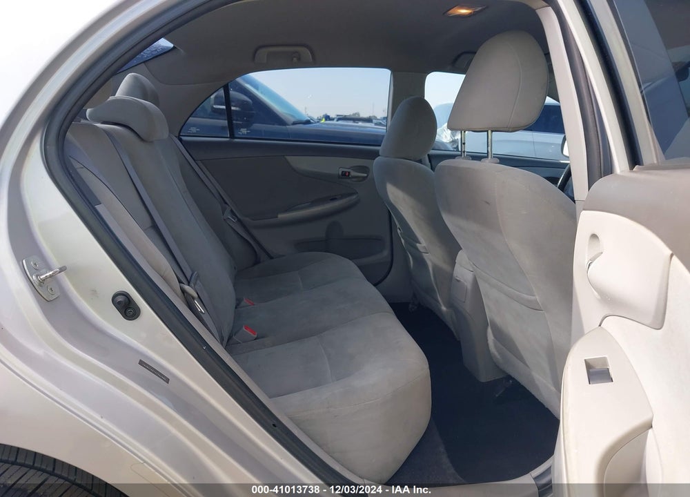 2010 TOYOTA COROLLA LE VIN: 1NXBU4EE7AZ264380