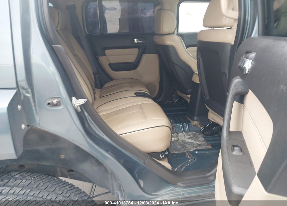 2006 HUMMER H3 SUV VIN: 5GTDN136968283848