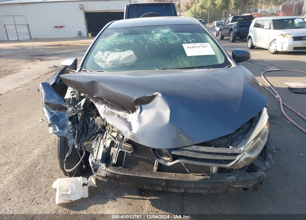 2014 TOYOTA COROLLA L VIN: 2T1BURHE5EC152970