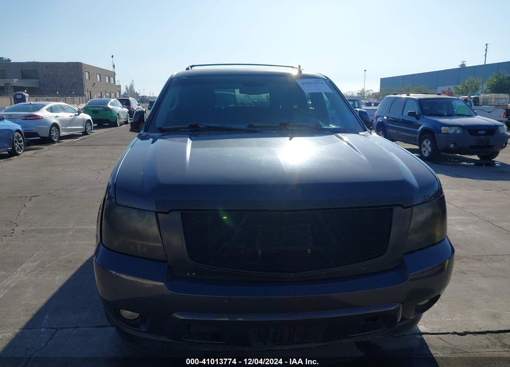 2011 CHEVROLET TAHOE LS VIN: 1GNSCAE02BR298796
