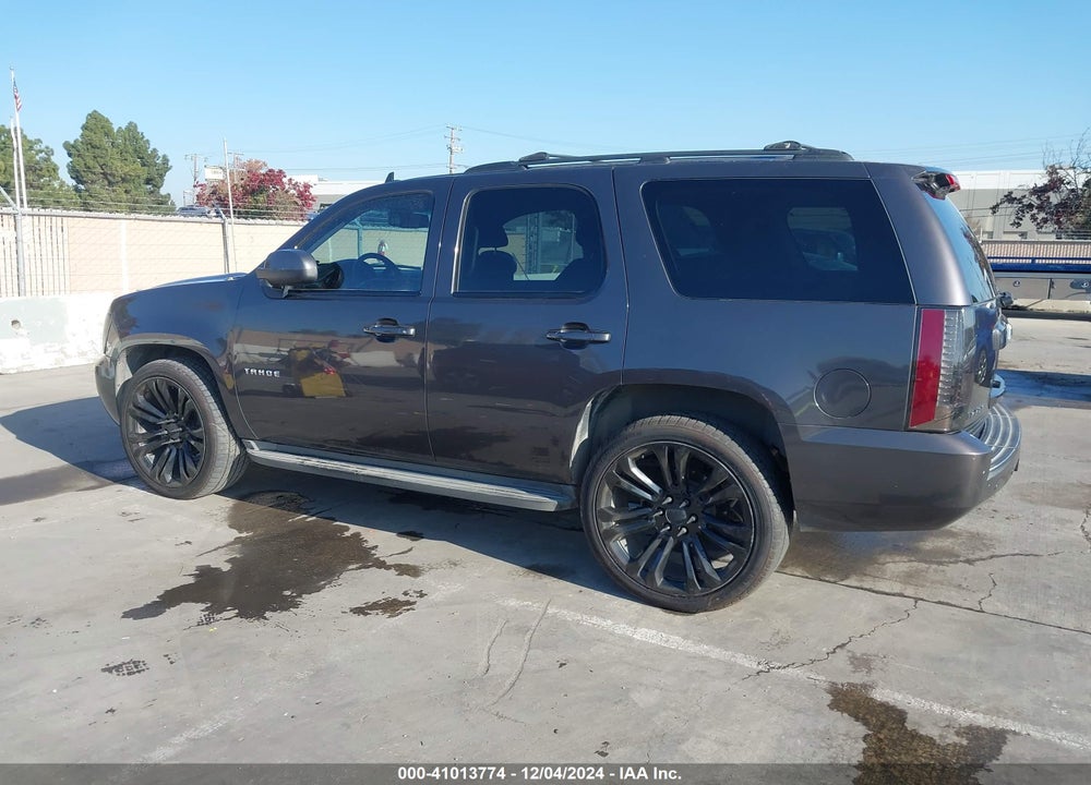 2011 CHEVROLET TAHOE LS VIN: 1GNSCAE02BR298796