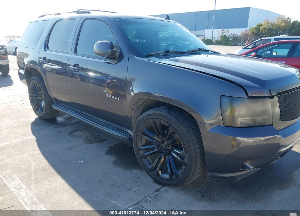 2011 CHEVROLET TAHOE LS VIN: 1GNSCAE02BR298796