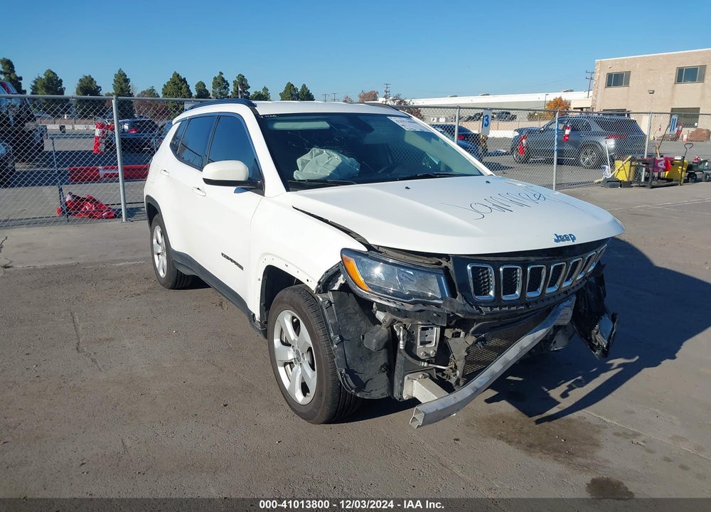 2019 JEEP COMPASS LATITUDE FWD VIN: 3C4NJCBB4KT819831