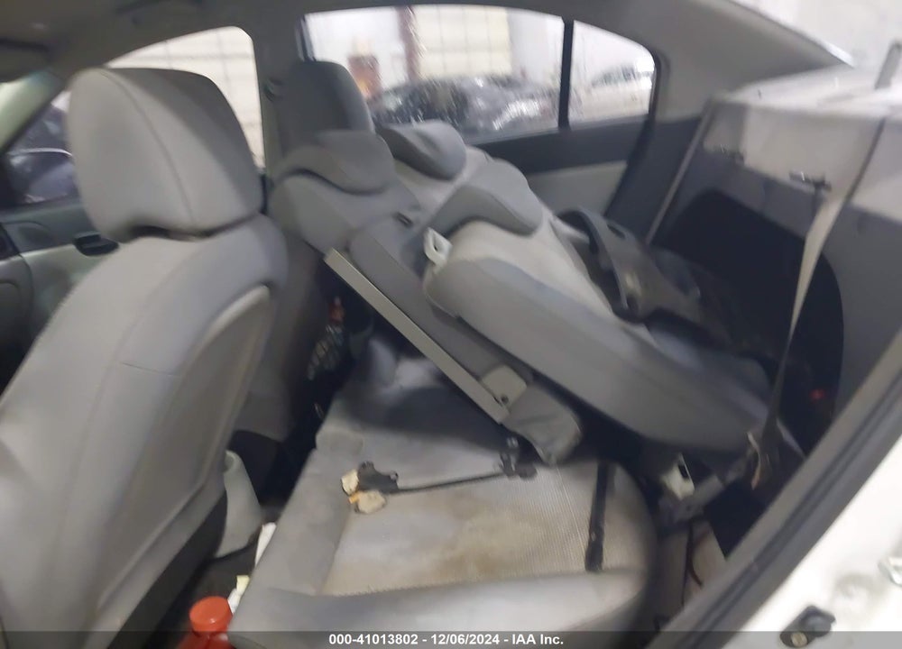 2010 HYUNDAI ACCENT GLS VIN: KMHCN4AC7AU426806
