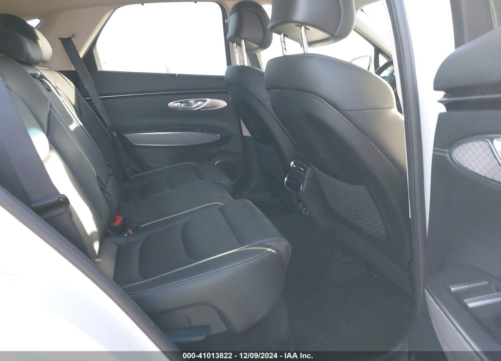 2023 GENESIS GV70 2.5T AWD VIN: KMUMADTBXPU111822