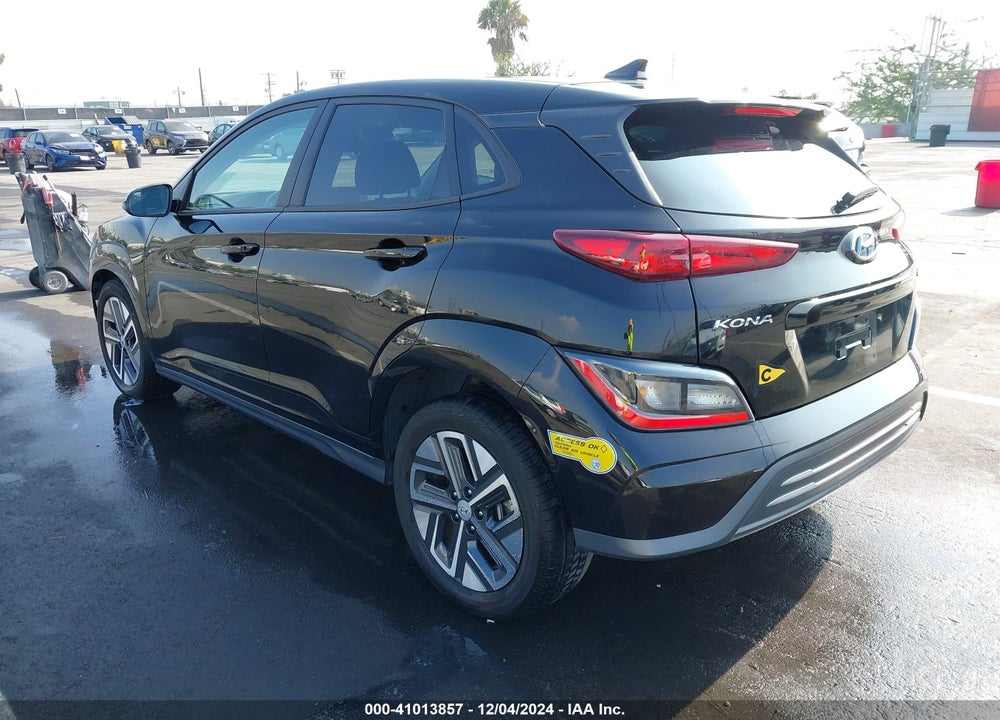 2022 HYUNDAI KONA ELECTRIC SEL VIN: KM8K33AG7NU138403