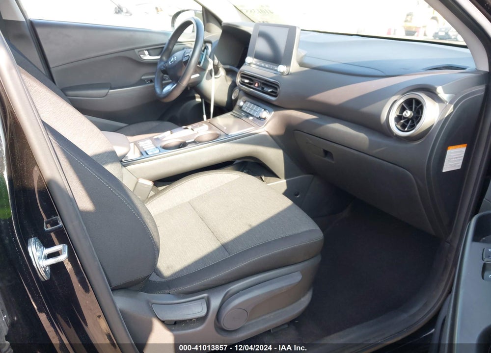 2022 HYUNDAI KONA ELECTRIC SEL VIN: KM8K33AG7NU138403