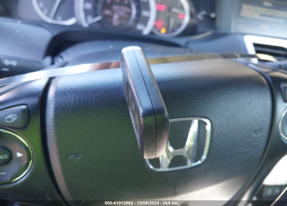 2015 HONDA ACCORD EX-L VIN: 1HGCR2F87FA199936