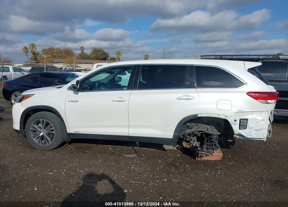 2019 TOYOTA HIGHLANDER HYBRID LE VIN: 5TDBGRFH1KS059144