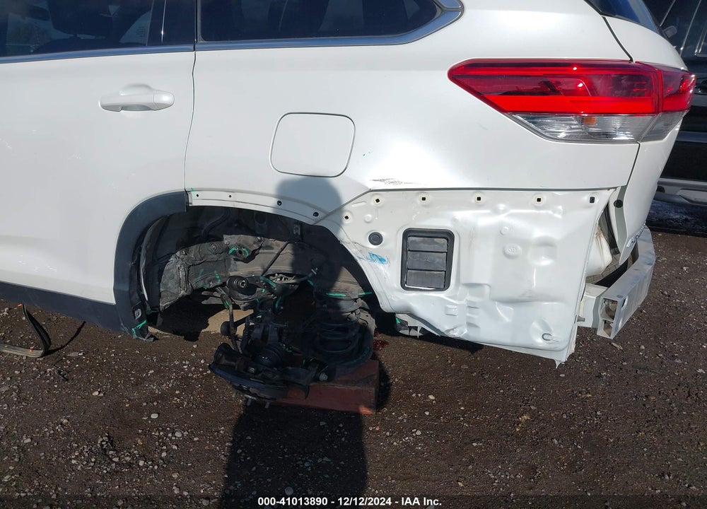 2019 TOYOTA HIGHLANDER HYBRID LE VIN: 5TDBGRFH1KS059144