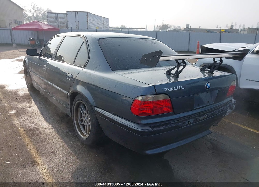 2001 BMW 740IL VIN: WBAGH834X1DP19428