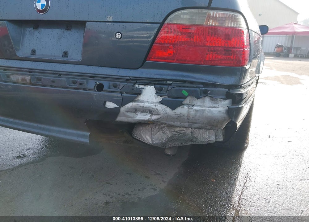 2001 BMW 740IL VIN: WBAGH834X1DP19428