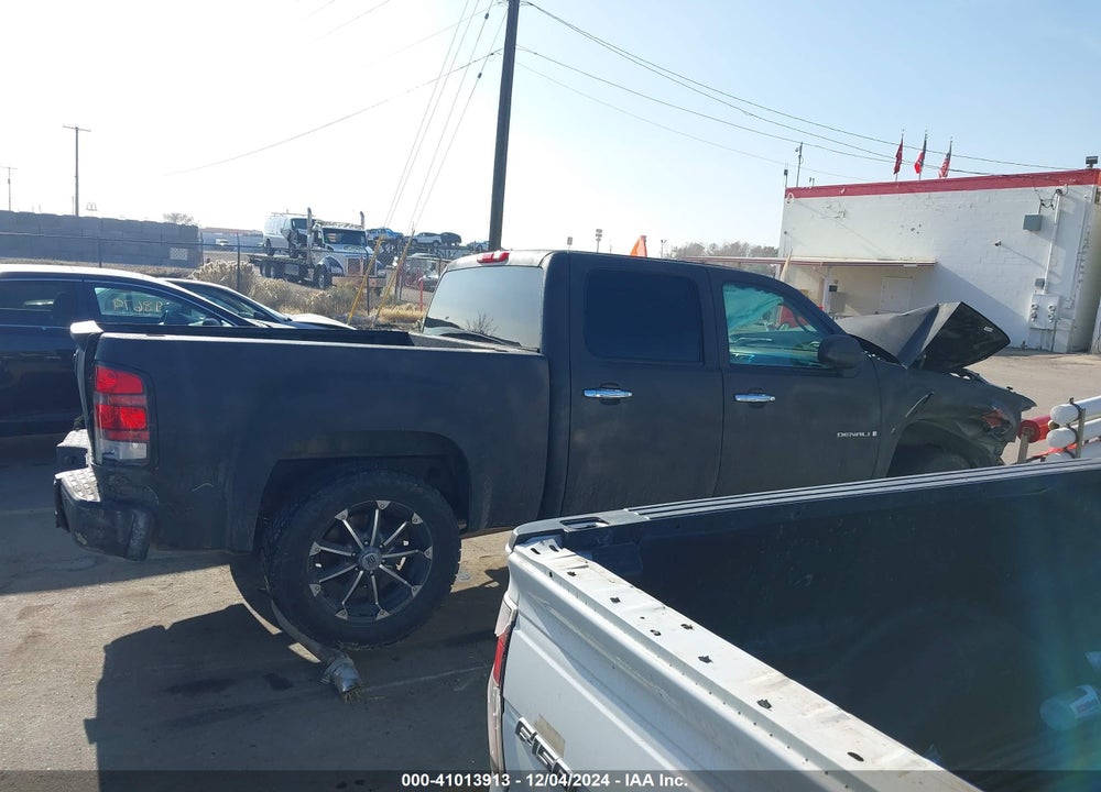 2007 GMC SIERRA 1500 DENALI VIN: 2GTEK638171679425