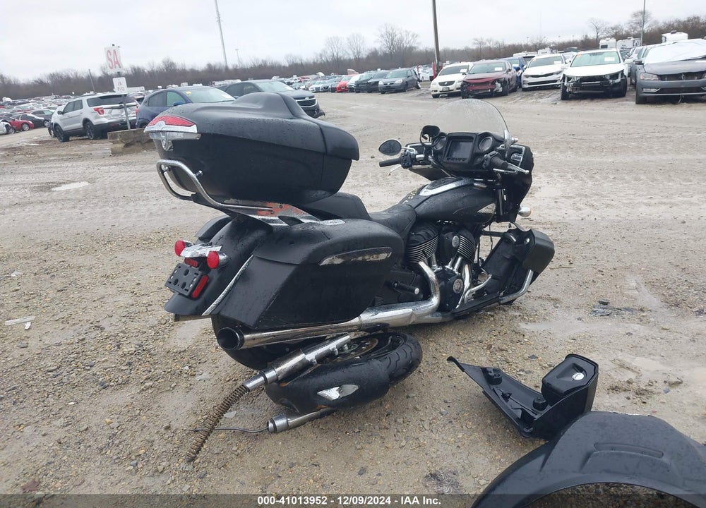 2020 INDIAN MOTORCYCLE CO. ROADMASTER DARK HORSE VIN: 56KTKDBB6L3383999