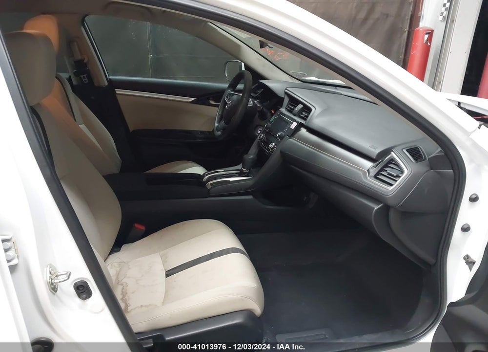 2017 HONDA CIVIC LX VIN: 19XFC2F5XHE031341