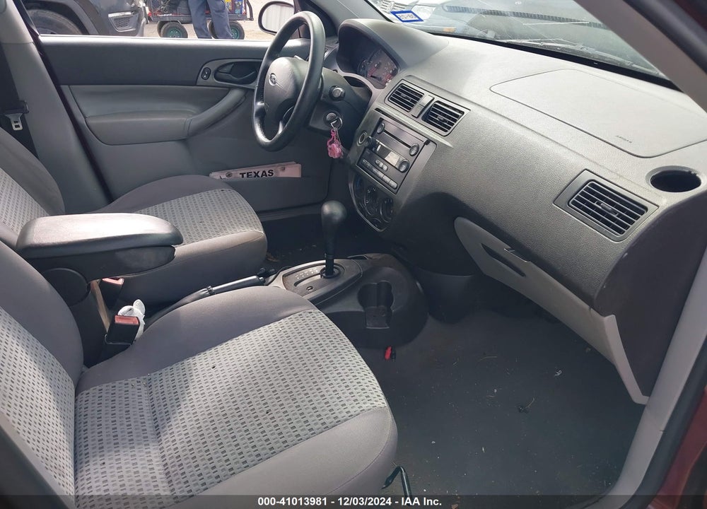 2007 FORD FOCUS S/SE/SES VIN: 1FAFP34N17W321717