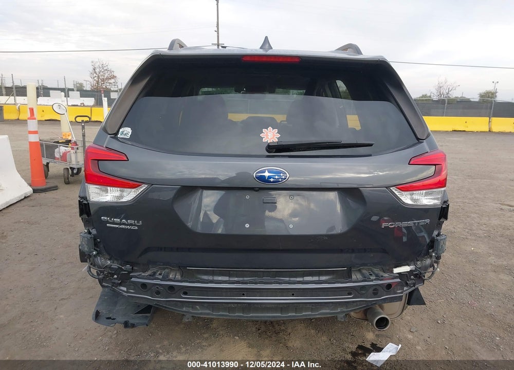 2021 SUBARU FORESTER LIMITED VIN: JF2SKAUC0MH429130