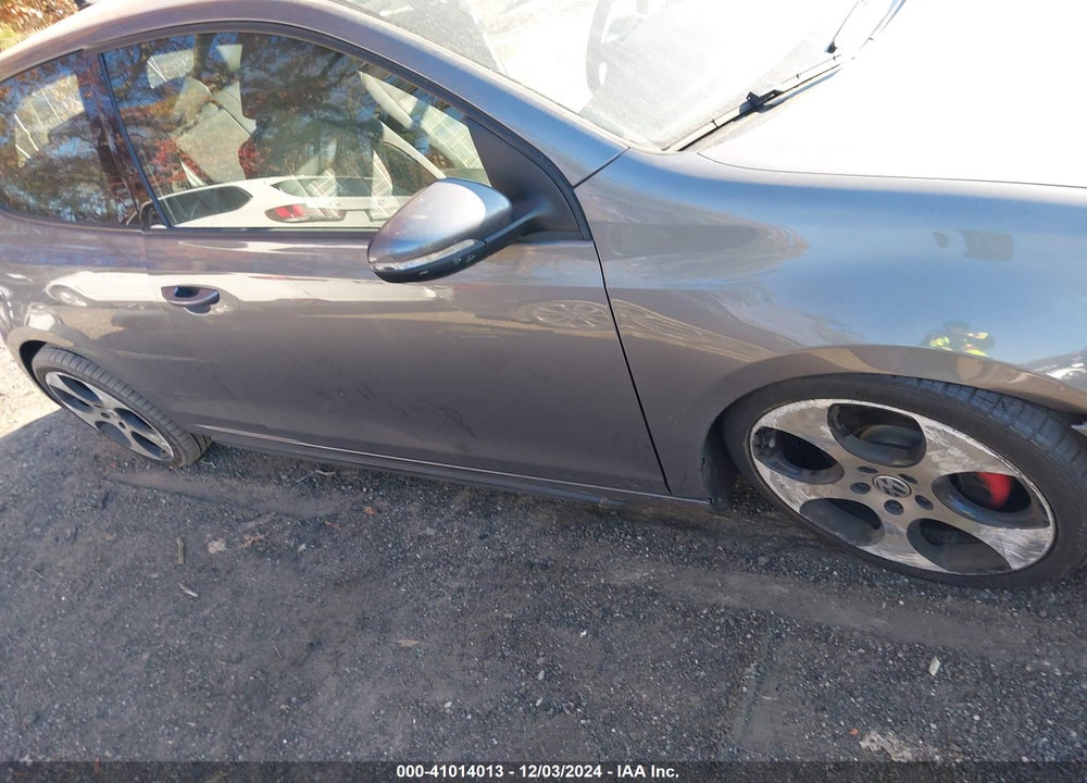 2013 VOLKSWAGEN GTI 2-DOOR VIN: WVWED7AJ5DW123712