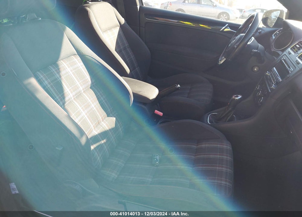 2013 VOLKSWAGEN GTI 2-DOOR VIN: WVWED7AJ5DW123712