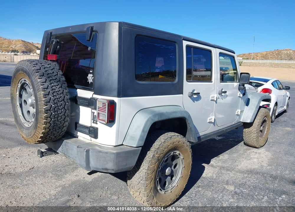 2008 JEEP WRANGLER UNLIMITED RUBICON VIN: 1J4GA69128L642573