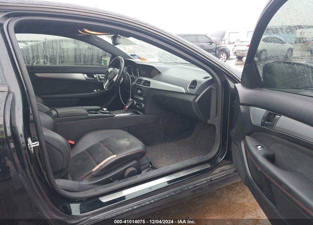 2013 MERCEDES-BENZ C 250 VIN: WDDGJ4HB6DG003352