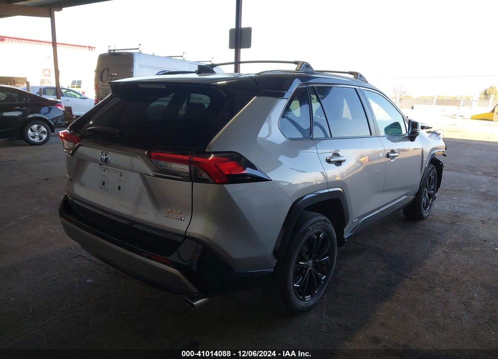 2022 TOYOTA RAV4 HYBRID XSE VIN: 4T3E6RFV4NU074228