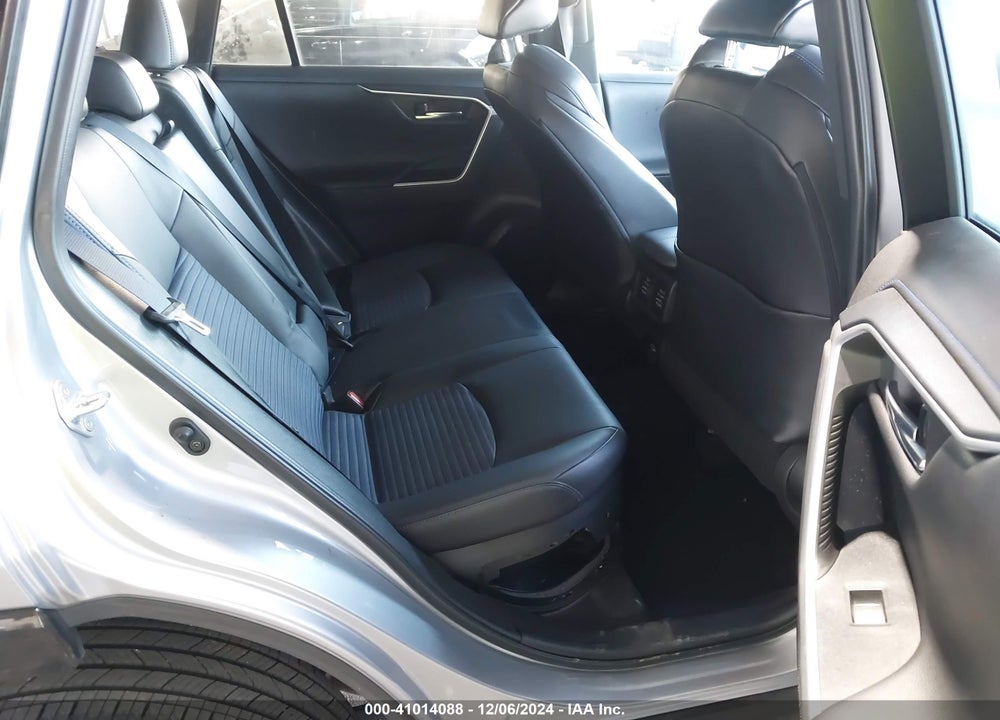 2022 TOYOTA RAV4 HYBRID XSE VIN: 4T3E6RFV4NU074228
