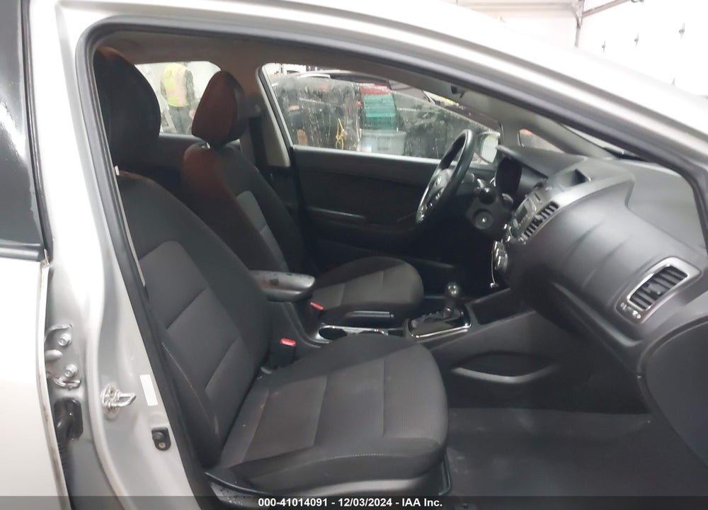 2018 KIA FORTE LX VIN: 3KPFK4A78JE218770