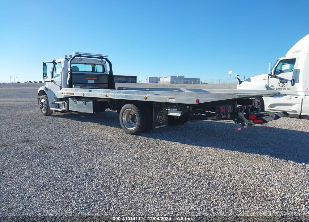 2022 FREIGHTLINER M2 106 VIN: 1FVACWFC7NHNK9135