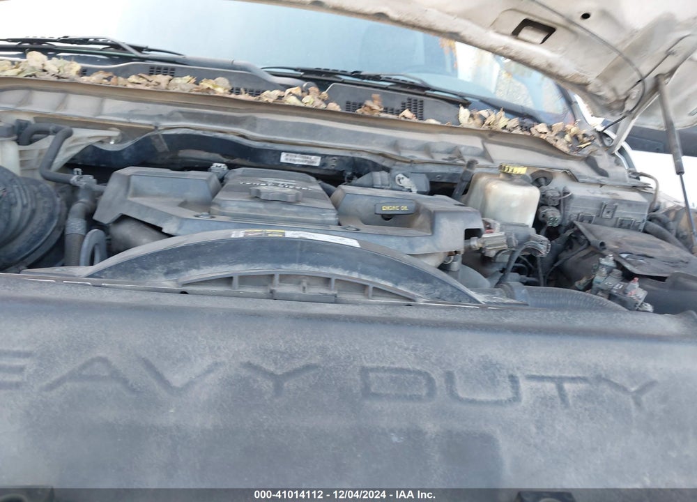 2013 RAM 5500 CHASSIS TRADESMAN/SLT VIN: 3C7WRMDL2DG588256