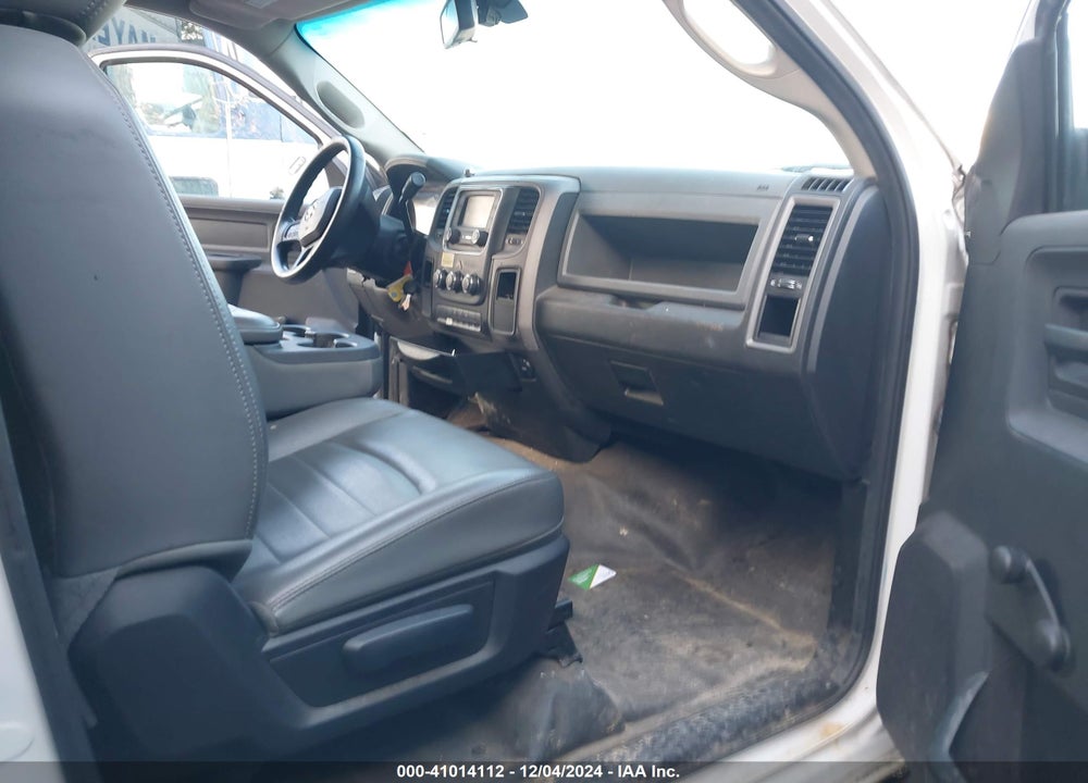 2013 RAM 5500 CHASSIS TRADESMAN/SLT VIN: 3C7WRMDL2DG588256
